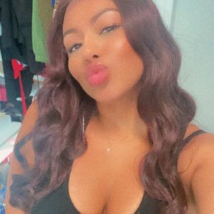 Meet your Posher, Janet